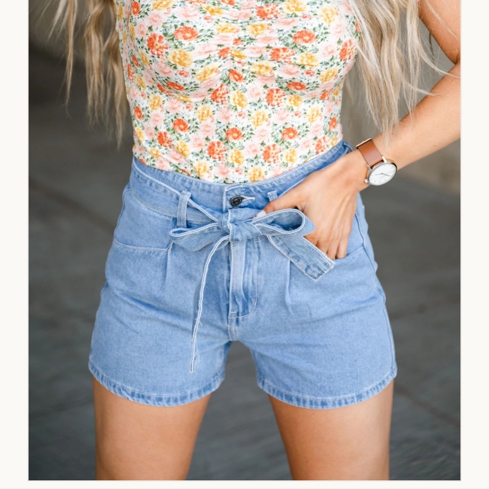 Agnes Belted Denim Shorts